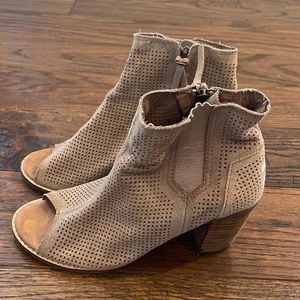 Laser cut Open-toe Bootie